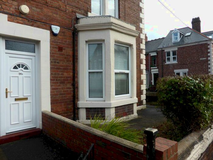 2 Bedroom Flat To Rent In Heaton Hall Road, Newcastle Upon Tyne, NE6
