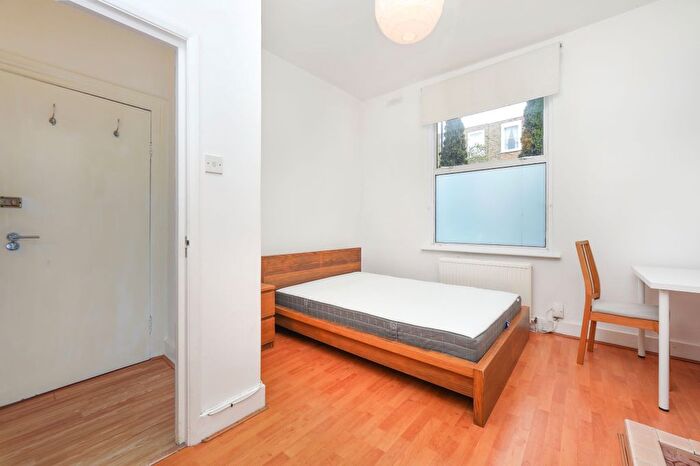 2 Bedroom Flat To Rent In Sussex Way, Finsbury Park/Holloway, London, N7