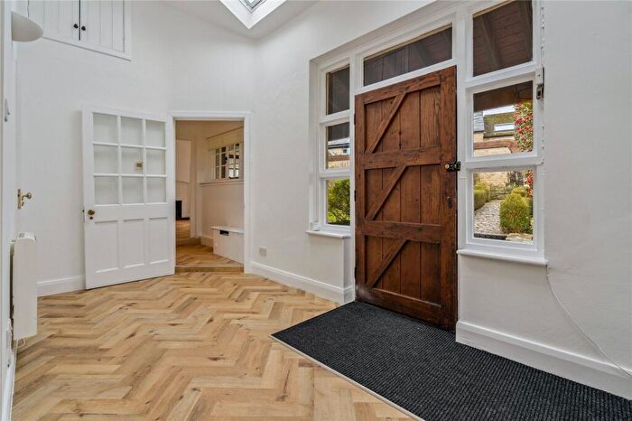 4 Bedroom Detached House To Rent In Riversdale, Islip, OX5