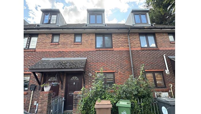 2 Bedroom Property For Sale In Ching Way, Chingford, London, E4