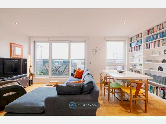 2 Bedroom Flat To Rent In Tarves Way, London, SE10