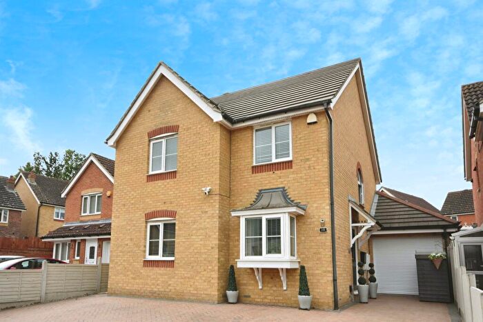 4 Bedroom Detached House For Sale In Bourchier Avenue, Braintree, CM7
