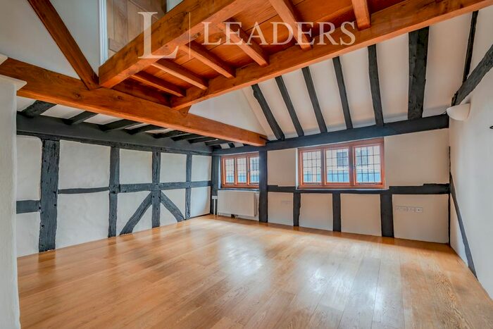 2 Bedroom Flat To Rent In Middle Street, Horsham, RH12