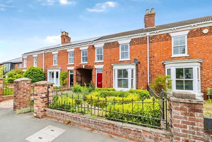3 Bedroom Terraced House For Sale In Willingham Road, Market Rasen, LN8