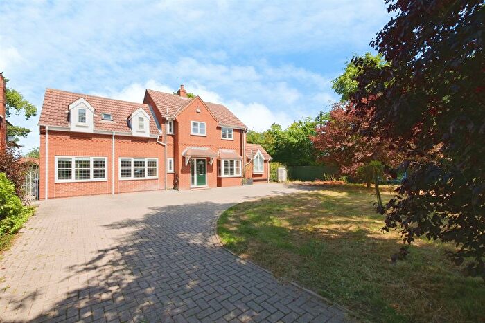 5 Bedroom Detached House For Sale In East Lane, Shipton By Beningbrough, York, YO30