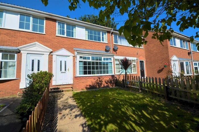 3 Bedroom Terraced House To Rent In Elizabethan Court, Pontefract, WF8