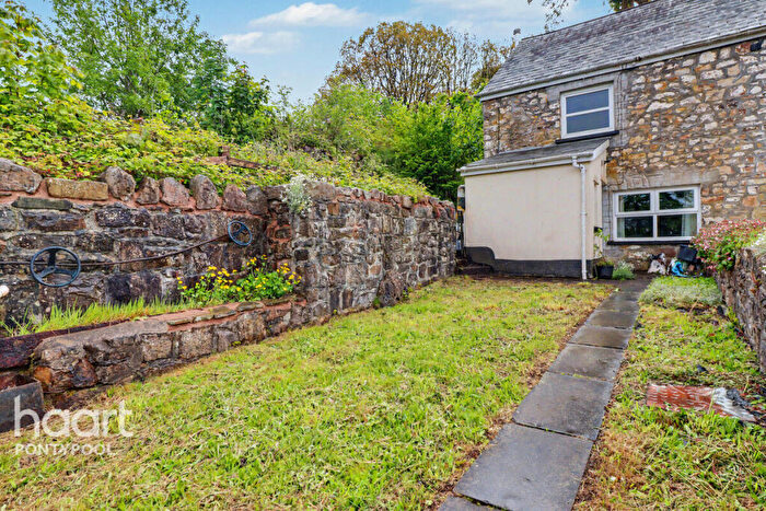 2 Bedroom Cottage For Sale In Varteg Road, Pontypool, NP4