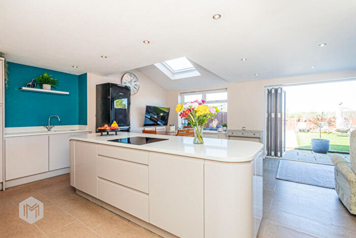 5 Bedroom Semi-Detached House For Sale In Bridgewater Road, Worsley, Manchester, M28