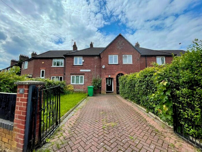 3 Bedroom Semi-Detached House To Rent In Whiteholme Avenue, Chorlton, M21