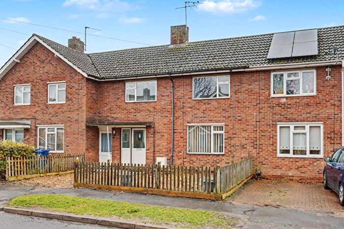 3 Bedroom Terraced House To Rent In Medcalfe Way, SG8