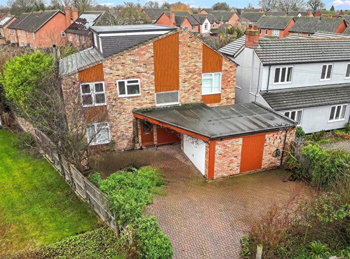 5 Bedroom Detached House For Sale In High Street, Teversham, CB1