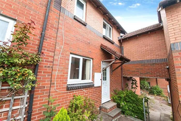 2 Bedroom Property To Rent In Farm Hill, Exeter, EX4