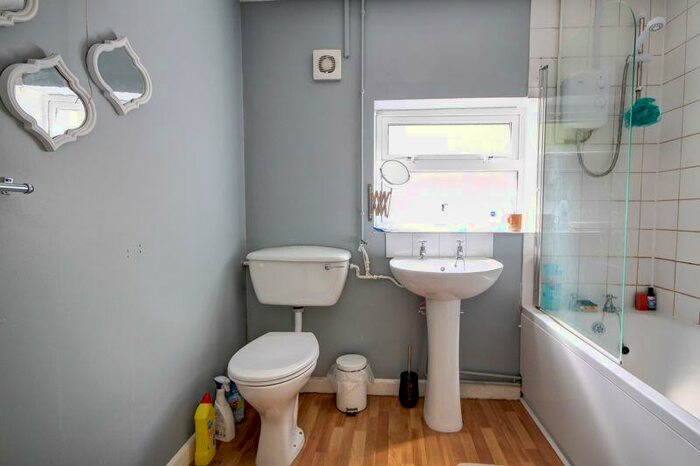 3 Bedroom Terraced House To Rent In St Leonards Avenue, Exeter, EX2