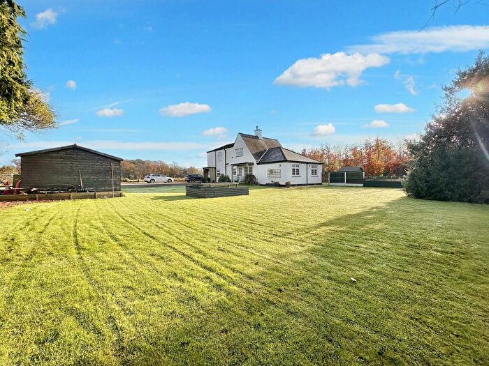 5 Bedroom Detached House For Sale In Church Road, Warwick Bridge, CA4