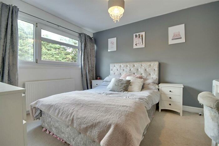 3 Bedroom Terraced House For Sale In Passingham Walk, Waterlooville, PO8