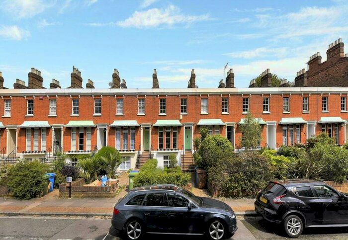 3 Bedroom Semi-Detached House To Rent In Clifton Crescent, London, SE15
