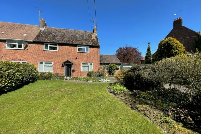 3 Bedroom Semi-Detached House For Sale In New Road, Methwold Hythe, IP26