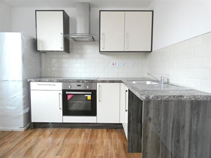 3 Bedroom Apartment To Rent In Wand Street, Belgrave, Leicester, LE4