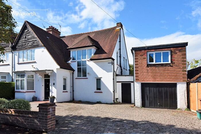 4 Bedroom Semi Detached House For Sale In Beresford Road, Cheam, Sutton, SM2