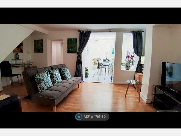 1 Bedroom Flat To Rent In Waterloo Street, Hove, BN3
