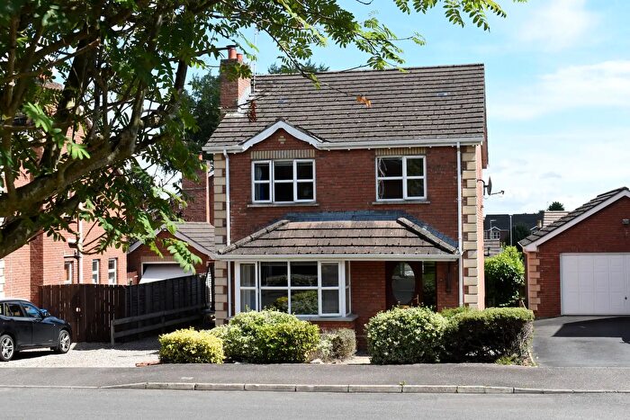 3 Bedroom Detached House For Sale In Murraywood, Waringstown, BT66
