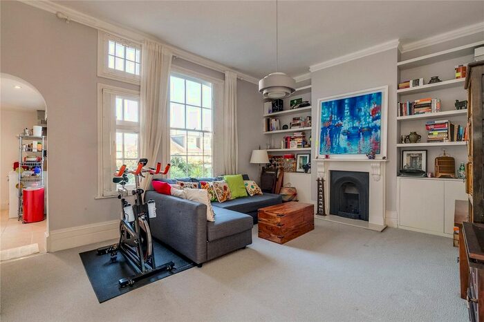 1 Bedroom Flat To Rent In Turret Grove, London SW4