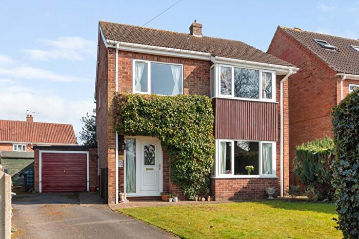3 Bedroom Detached House For Sale In Frankland Close, Wrawby, North Lincolnshire, DN20