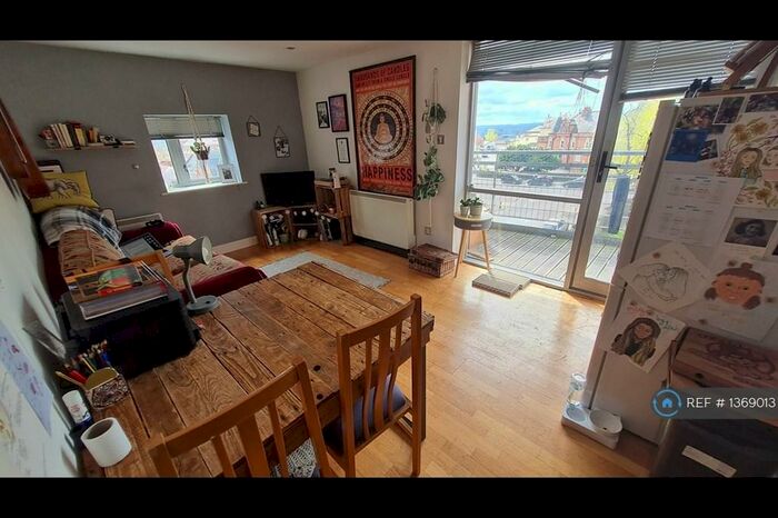 2 Bedroom Flat To Rent In Ropewalk Court, Nottingham, NG1