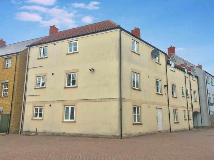 2 Bedroom Apartment To Rent In Summerleaze Park, Shepton Mallet, BA4