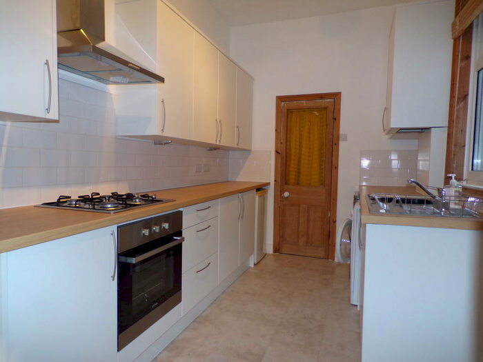 2 Bedroom Flat To Rent In Sandringham Road, South Gosforth, NE3