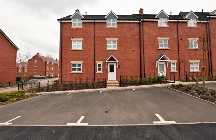 2 Bedroom Apartment To Rent In Escelie Way, Birmingham, West Midlands, B29