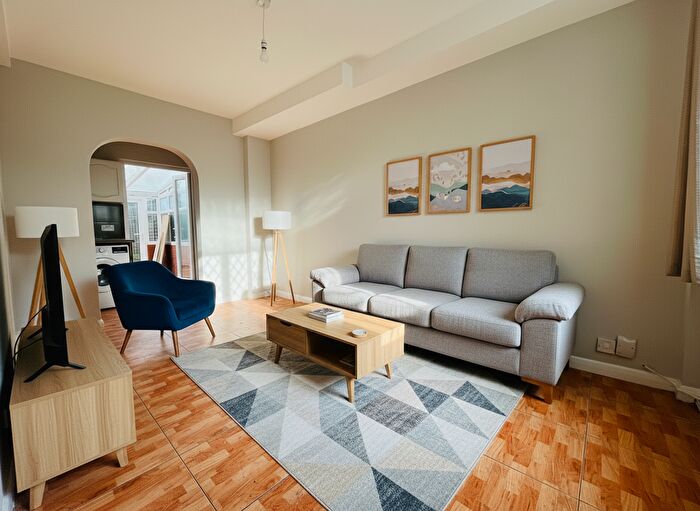 2 Bedroom Terraced House To Rent In Derinton Road, Tooting Bec, SW17