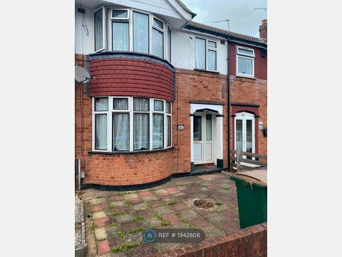 4 Bedroom Terraced House To Rent In Silverdale Close, Coventry, CV2