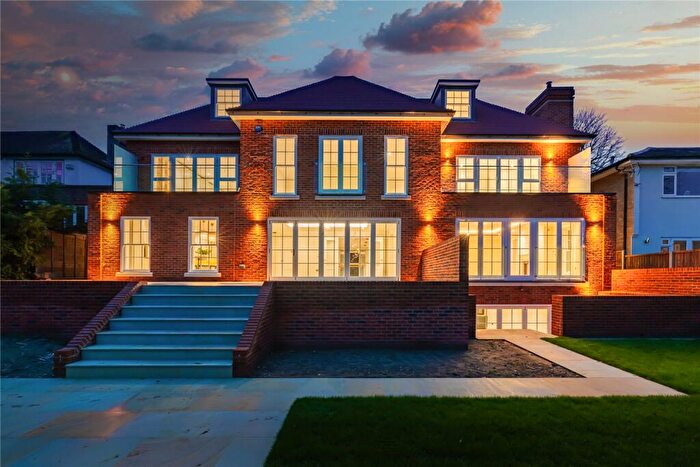 5 Bedroom Detached House For Sale In Wayneflete Tower Avenue, Esher, KT10