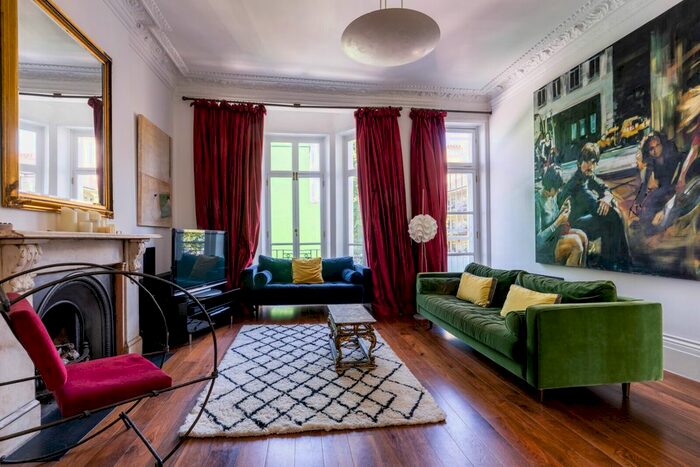 3 Bedroom Flat To Rent In Colville Terrace, London, W11