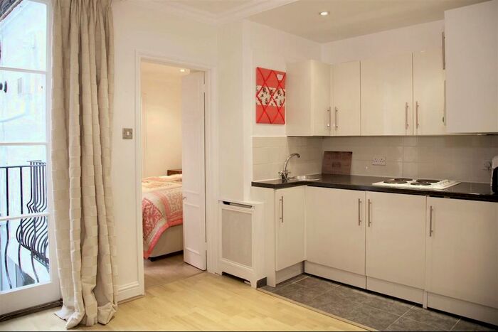 1 Bedroom Flat To Rent In Drayton Gardens, London, SW10