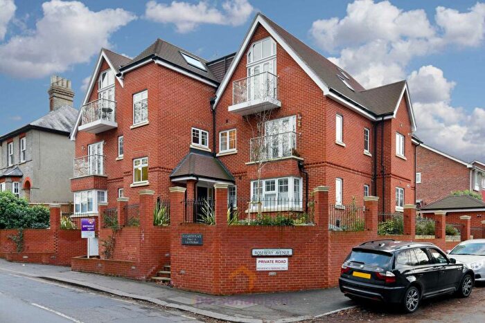 2 Bedroom Apartment To Rent In Pitt Road, Epsom, KT17