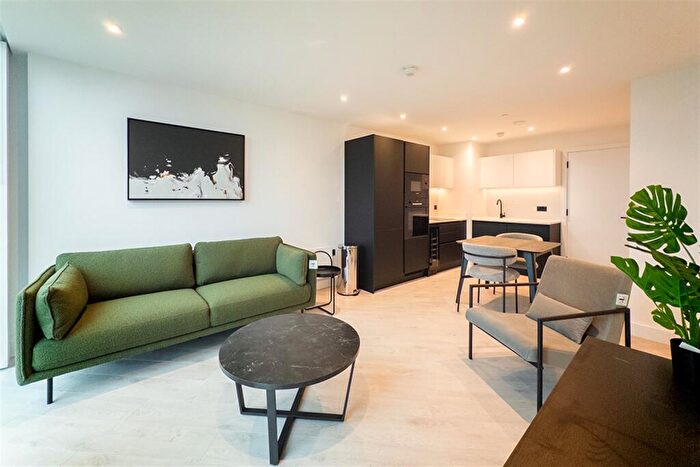 1 Bedroom Apartment To Rent In Vista River Tower, M3