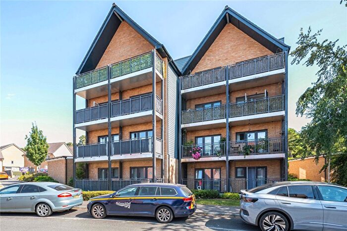 1 Bedroom Flat For Sale In Blackmoor Drive, Basingstoke, Hampshire, RG24