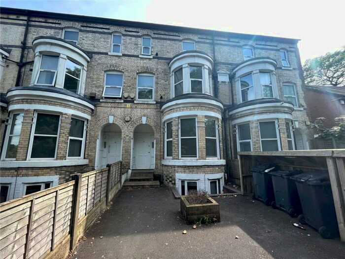 1 Bedroom Apartment To Rent In Eccles Old Road, Salford, Greater Manchester, M6