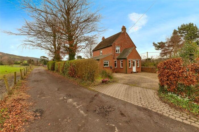 3 Bedroom Detached House For Sale In Dikes Lane, Great Ayton, Middlesbrough, TS9