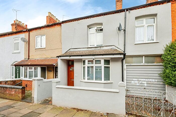 4 Bedroom Terraced House For Sale In Moore Street, Northampton, NN2