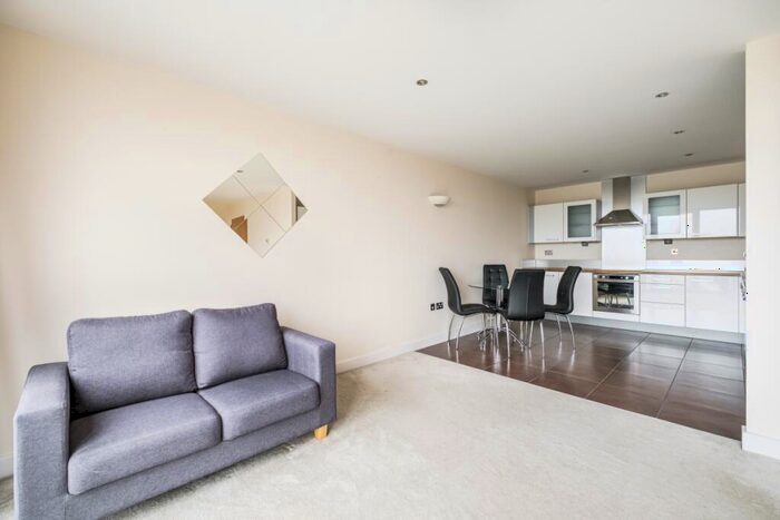 1 Bedroom Flat To Rent In Seagull Lane, E16