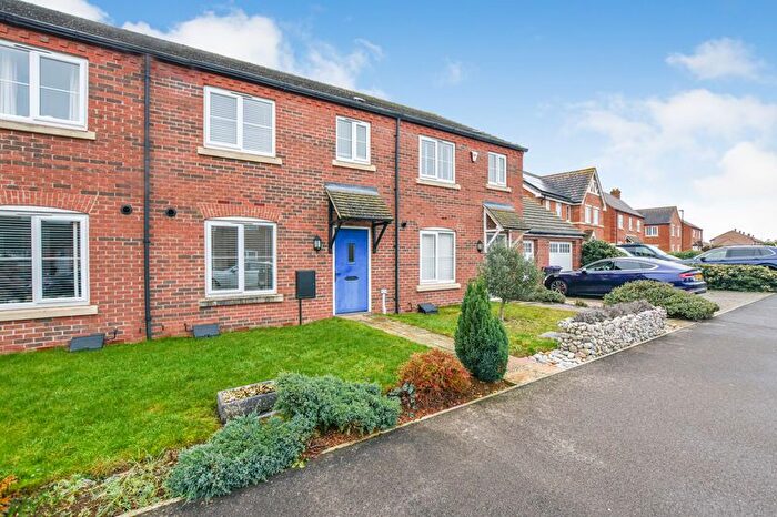 3 Bedroom Terraced House For Sale In Stockwell Avenue, Stamford, PE9