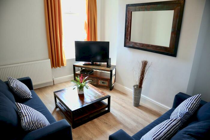 5 Bedroom House To Rent In Belgrave Road, L17