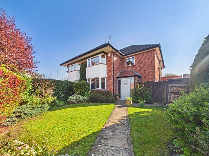 3 Bedroom Semi Detached House For Sale In Wye Road, Brockworth, Gloucester, Gloucestershire, GL3