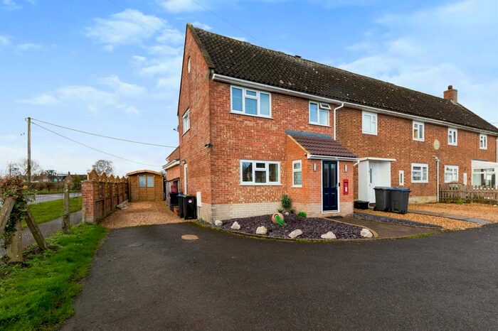 3 Bedroom End Of Terrace House For Sale In Clearwood View, Chapmanslade, Westbury BA13
