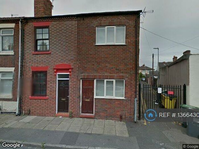 4 Bedroom End Of Terrace House To Rent In Darnley Street, Stoke-On-Trent, ST4