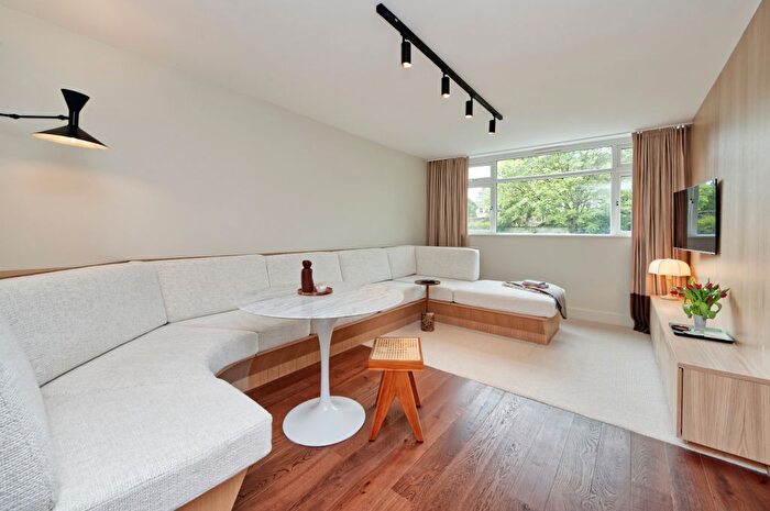 1 Bedroom Flat To Rent In South Court Kersfield Road, London, SW15