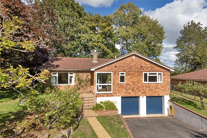 3 Bedroom Detached House For Sale In Hillborough Avenue, Sevenoaks, Kent, TN13